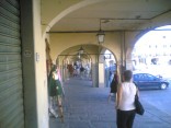 Greve - portici della piazza